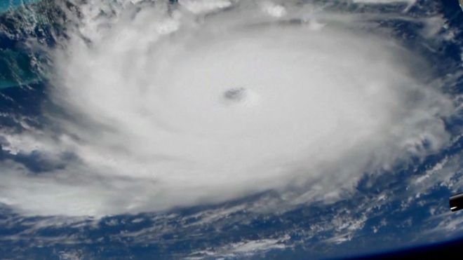 Dorian Kasırgası Bahamalar'ı vurdu: Kasırganın şiddeti 'Kategori 5'e yükseldi