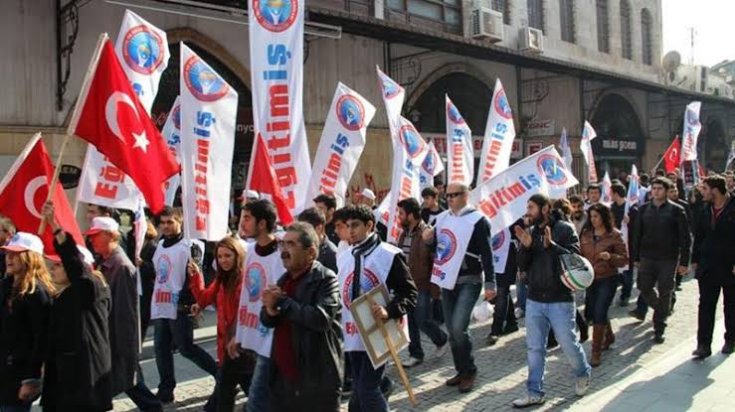 Eğitim İş: Yükseköğretimde yetenek sınavlarını kaldırmak akıldışılıktır