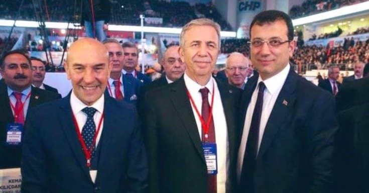 Ekrem İmamoğlu, Mansur Yavaş ve Tunç Soyer'den Notre Dame Katedrali'nin yanması sonrası Paris'e 'üzüntünüzü paylaşıyoruz' mesajı