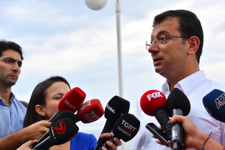 Ekrem İmamoğlu: Şehir Tiyatroları'ndan hukuksuz yere atılan sanatçıların geri dönmesini istiyoruz