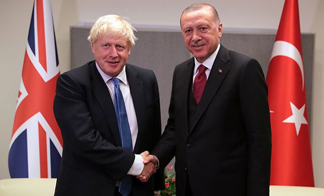 Erdoğan, İngiltere Başbakanı Johnson ile görüştü