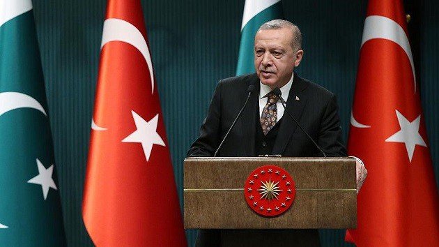 Erdoğan: Pakistan'ın FETÖ kararından memnunuz