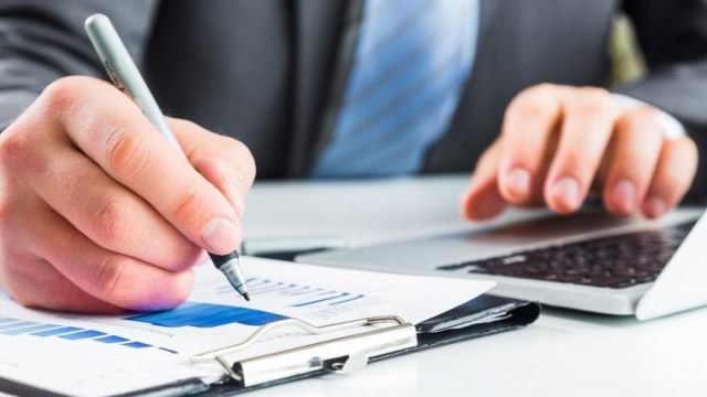 Faizsiz bankacılıkta 'danışma komitesi' dönemi: İlahiyatçılar da görev alacak Faizsiz bankacılıkta 'danışma komitesi' dönemi: İlahiyatçılar da görev alacak