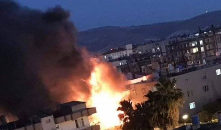 Hatay Reyhanlı'da insani yardım derneğinin deposunda patlama: 7 kişi yaralandı