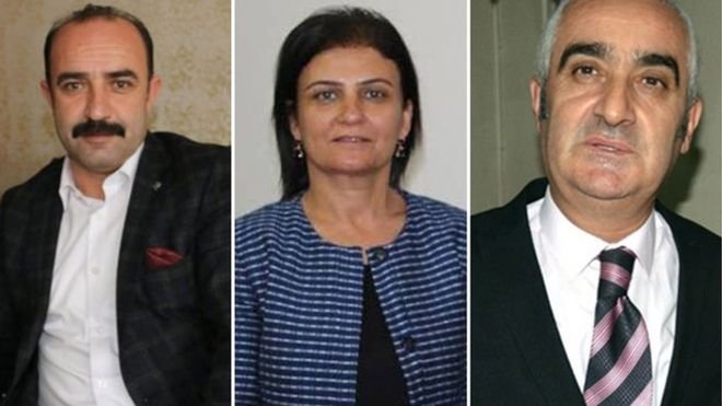 HDP'li dört belediyede altı belediye eş başkanı gözaltına alındı