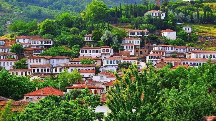 Hükümet Şirince’de mermer ocağına izin verdi, AKP'li meclis üyesi bile isyan etti!