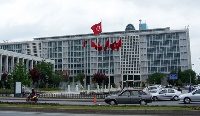İBB eski yönetimi Erdoğan'a yakın vakıflara ne kadar para yardımı yaptı? İBB eski yönetimi Erdoğan'a yakın vakıflara ne kadar para yardımı yaptı?