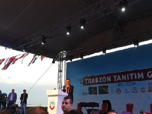 İmamoğlu, Trabzon Günleri’nde konuştu: “Trabzon’un güzel bir evladı olarak onlara layık olmaya çalışıyorum İstanbul’da"