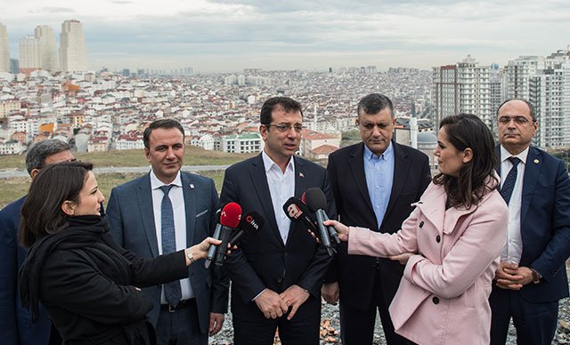 İmamoğlu'ndan Hazinedar'a yanıt: O benim arkadaşımdır, konuşuruz, düzeltiriz