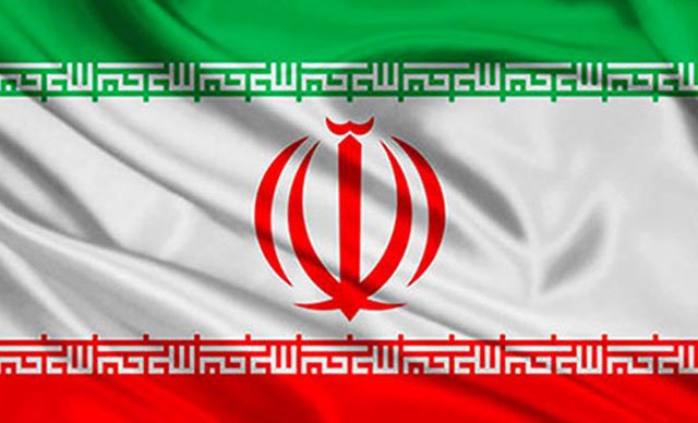 İran: Baskılara rağmen petrolü ‘farklı yöntemlerle’ satıyoruz