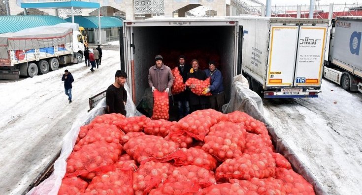 İran'dan soğan ithalatı başladı