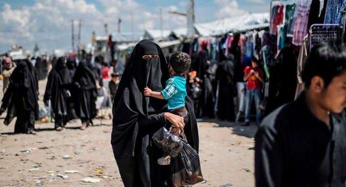 IŞİD'lilerin çocukları Almanya'ya getiriliyor
