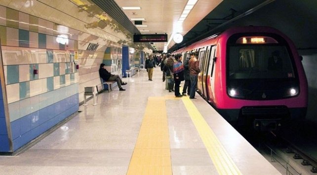 İstanbul'da metro seferlerinde aksama