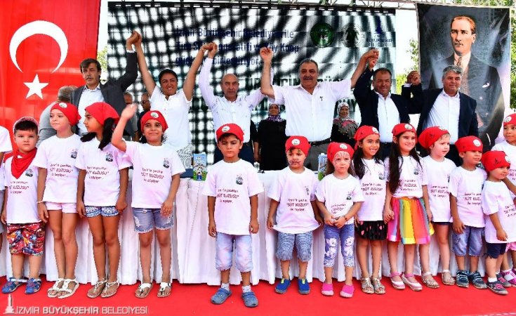 İzmir Büyükşehir Belediyesi 'Süt Kuzusu' projesini büyütüyor