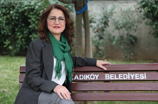 Kadıköy Sahrayıcedit Mahallesi Muhtar adayı Ayla Tokmak: Gelin 'komşu' olalım!