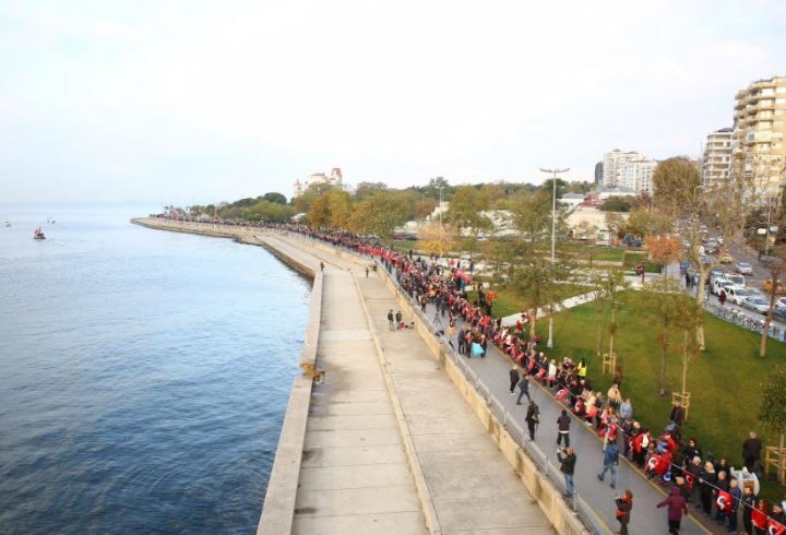 Kadıköy'de 10 Kasım'da 'Ata'ya Saygı Zinciri'