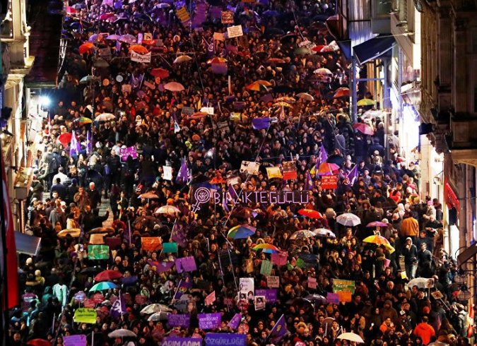 Kadınlar, 8 Mart'ta 17. Feminist Gece Yürüyüşü'nde buluşuyor