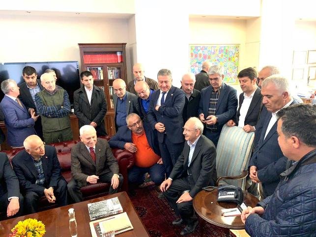 Kılıçdaroğlu CHP Genel Merkezi'ne geldi: 'Üzüntüm şehide yapılan saygısızlığadır'