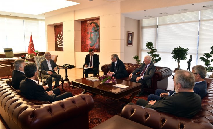 Kılıçdaroğlu, sendika temsilcileri ile bir araya geldi