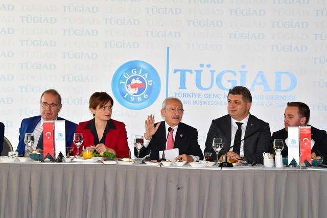 Kılıçdaroğlu, TÜGİAD Yönetim Kurulu ile bir araya geldi