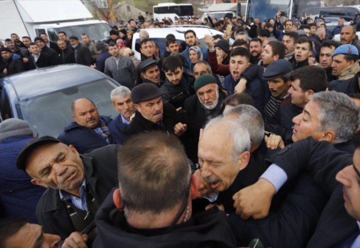 Kılıçdaroğlu'na şehit cenazesinde saldırı