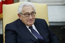 Kissinger: ABD ve Çin anlaşmazlıkları konuşarak çözmeli