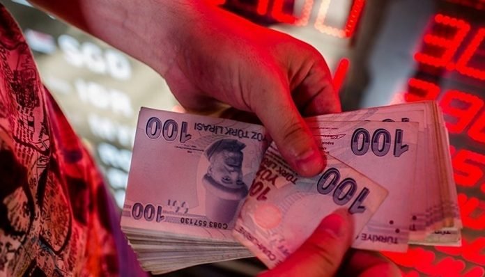 'Lirada zayıflamanın devam etmesi Türk şirketleri ve bankalar için çok kötü haber olur'