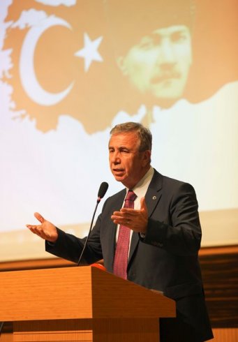 Mansur Yavaş: Benim çılgın projeyle işim olmaz