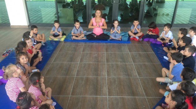 MEB çocuk yogası etkinliğini iptal etti