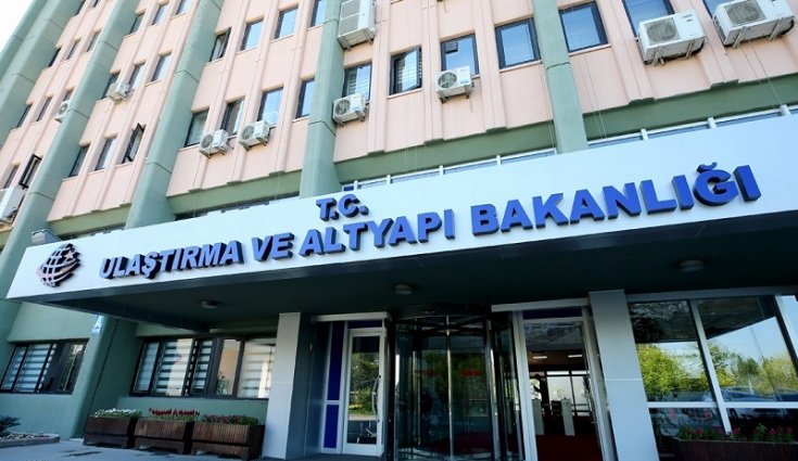 Milyonlar işsiz onlar çift dikiş: Bakanlıktaki 9 bürokrat aynı zamanda yönetim kurulu üyesiymiş