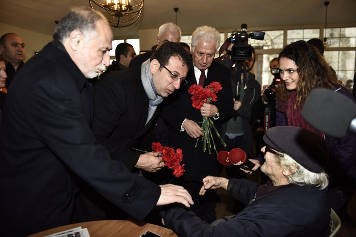 Muammer Keskin ve Ekrem İmamoğlu'ndan Darülaceze'ye ziyaret