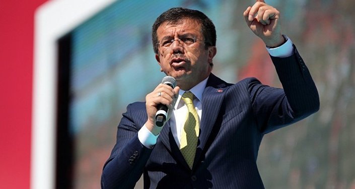 Nihat Zeybekci: 21. yüzyılın Türkiyesi'nde içkili mekanları tartışmak gericilik ve yobazlıktır