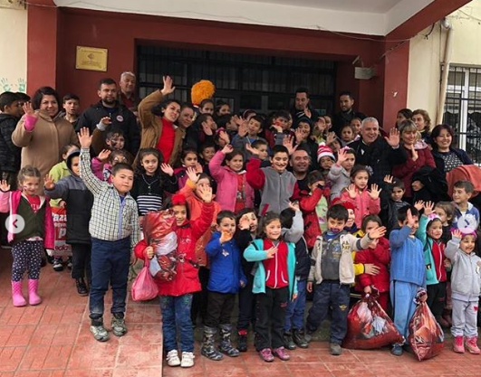 Oğuz Arda Sel Çocuk Derneği'nden Ormancık köyündeki öğrencilere yardım eli