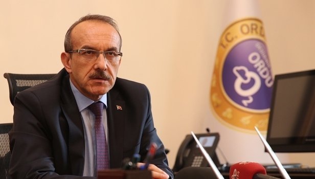 'Ordu Valisi Ekrem İmamoğlu'na küfretti, özür dilemeli' 'Ordu Valisi Ekrem İmamoğlu'na küfretti, özür dilemeli'