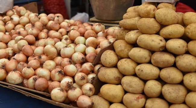 'Patates ve soğan, gümrüklerde kontrollerden geçmeden piyasaya sürüldü'