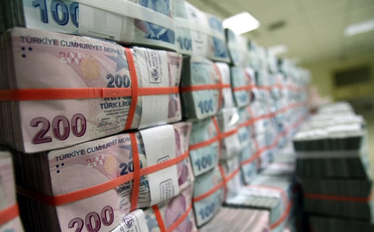 Reuters: Türkiye hükümeti, batık kredileri üstlenmeleri ve kredi vermeleri için bankaları zorluyor