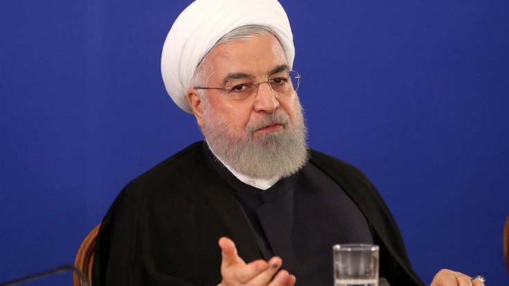 Ruhani: Trump'la görüşme için önce ABD yaptırımları kaldırmalı