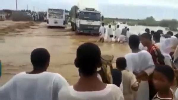 Sudan'da selde hayatını kaybedenlerin sayısı 62'ye yükseldi
