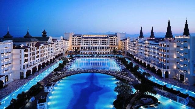 Titanic Grubu Başkanı Aygün: Mardan'ın kirası, faaliyetteyken kazandığından daha yüksek Titanic Grubu Başkanı Aygün: Mardan'ın kirası, faaliyetteyken kazandığından daha yüksek