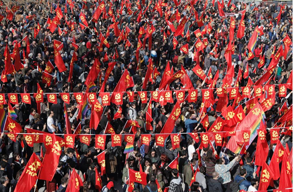 TKP'den İstanbul'da coşkulu miting: Aynı gemide değiliz!