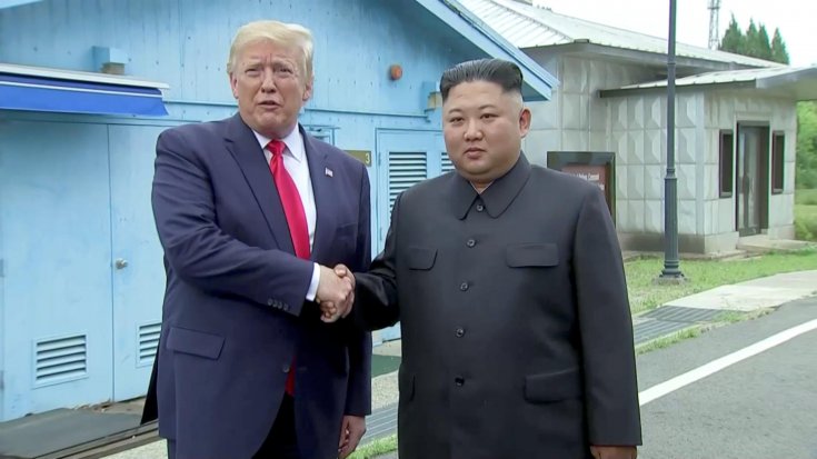 Trump, Kuzey Kore'ye ayak basan ilk ABD başkanı oldu