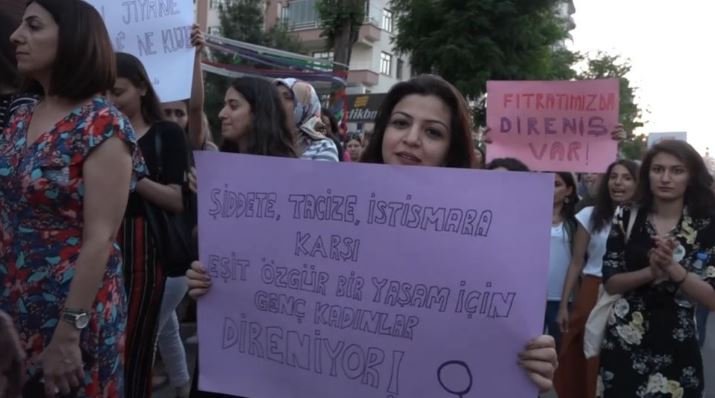 'Türkiye’de kadın hakları konusunda geri adımlar atılıyor'