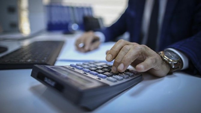 Türkiye’nin en büyük 500 sanayi kuruluşu borç batağında Türkiye’nin en büyük 500 sanayi kuruluşu borç batağında