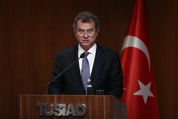 TÜSİAD Başkanı Kaslowski: Önümüzdeki seçimsiz dönem ekonomiyi olumlu yöne çevirecek