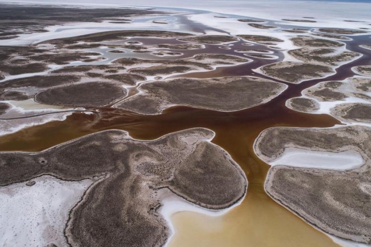 Tuz Gölü'nde kuruma tehlikesi: Giderek küçülüyor