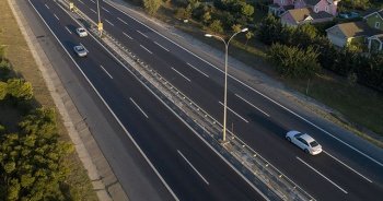 Tuzla TEM Otoyolu'nda köprü çalışması nedeniyle şerit daralması