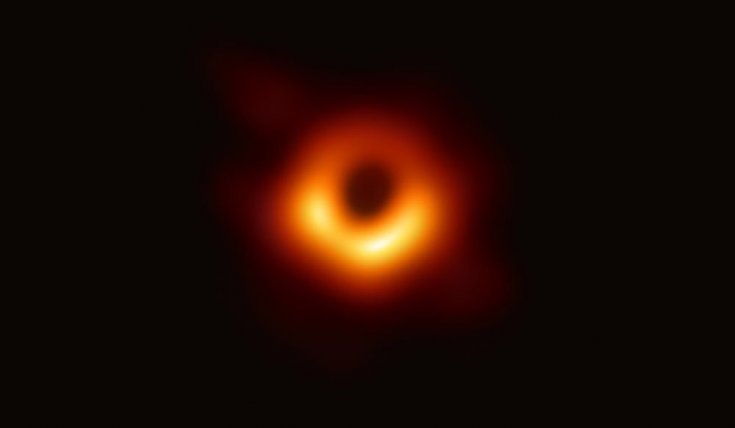 Uzay araştırmalarında çığır açan gelişme: Kara delik ilk kez fotoğraflandı!