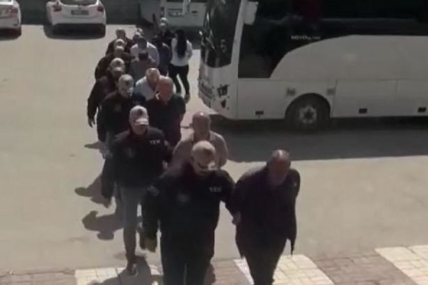 Van'da belediye daire başkanı ile müdürler dahil 9 kişi gözaltında