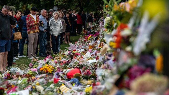 Yeni Zelanda'daki cami saldırısında hayatını kaybedenlerin cenazeleri ailelere teslim edilmeye başlandı