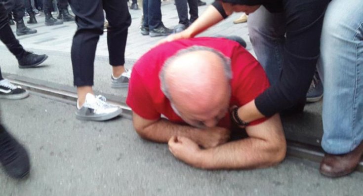 Yeryüzü sofrasına polis saldırısı: İhsan Eliaçık darp edilerek gözaltına alındı